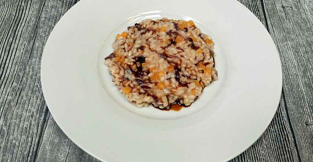 Herbstliche Risotto-Variante mit Kürbis und Radicchio.
