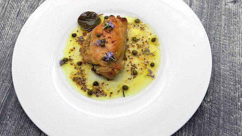 Unbedingt Fetentauglich: Hühnchen mit Honig, Orangensaft, Senf und Rosmarin.