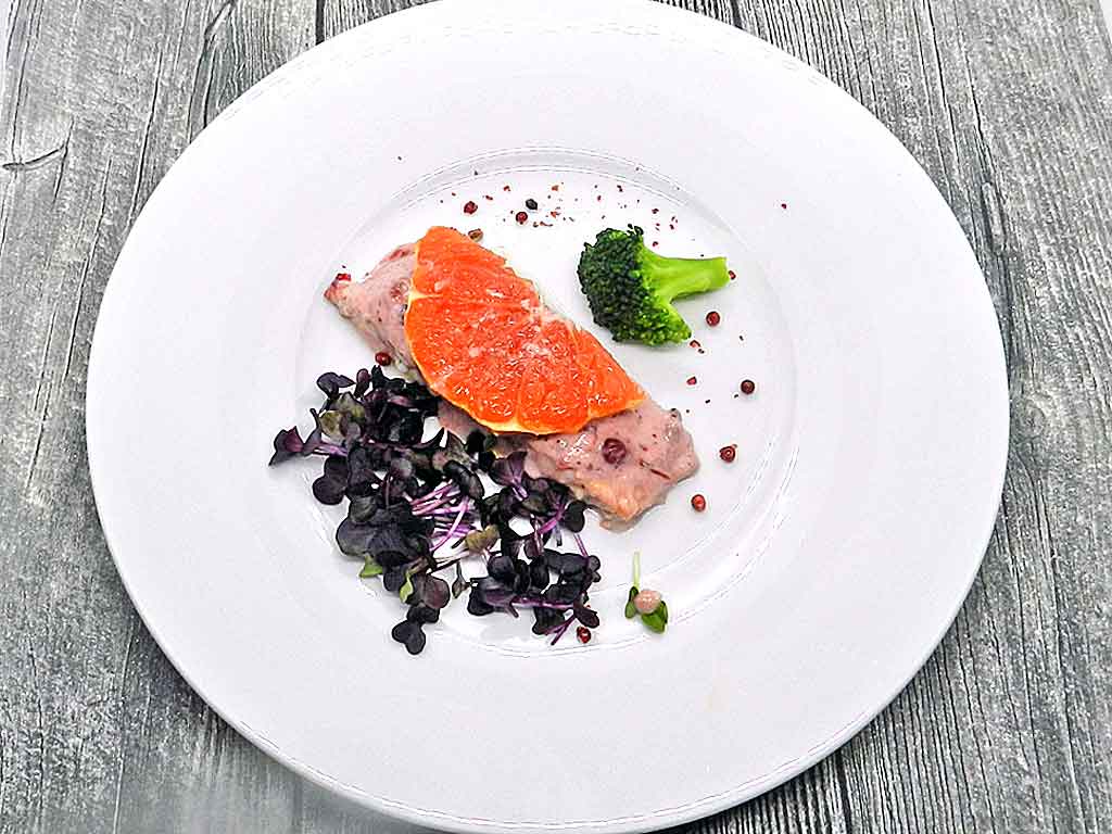 Think pink: Lachsfilet mit Grapefruit - einfach mal ausprobieren.