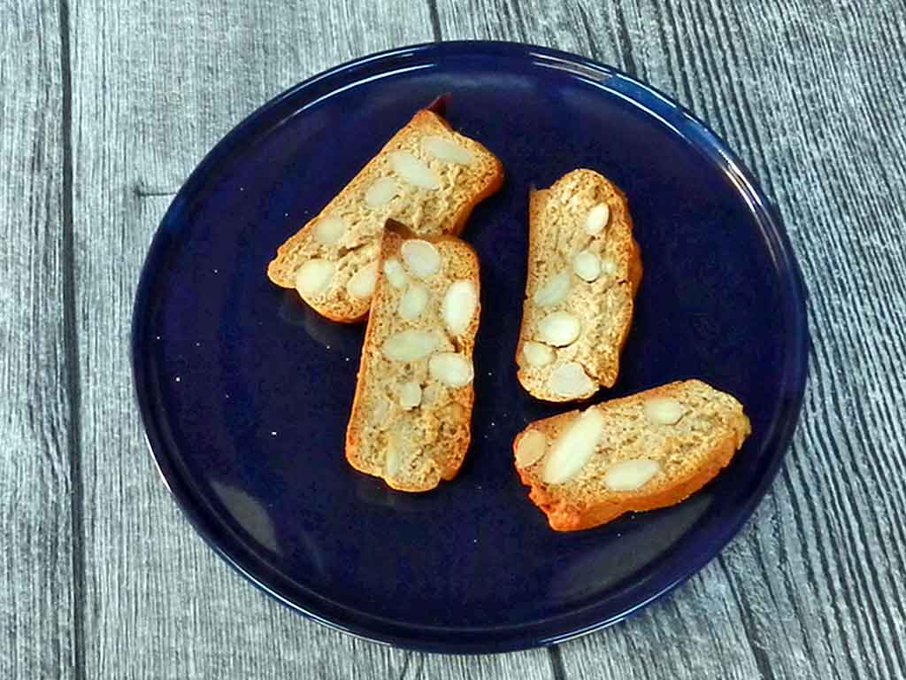 Von der harten Sort: Mandel-Pfeffer-Gebäck.e