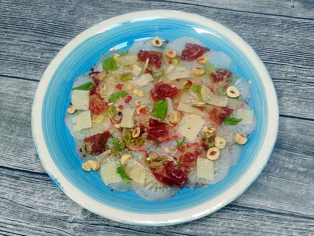 Knackig: Rettich-Carpaccio