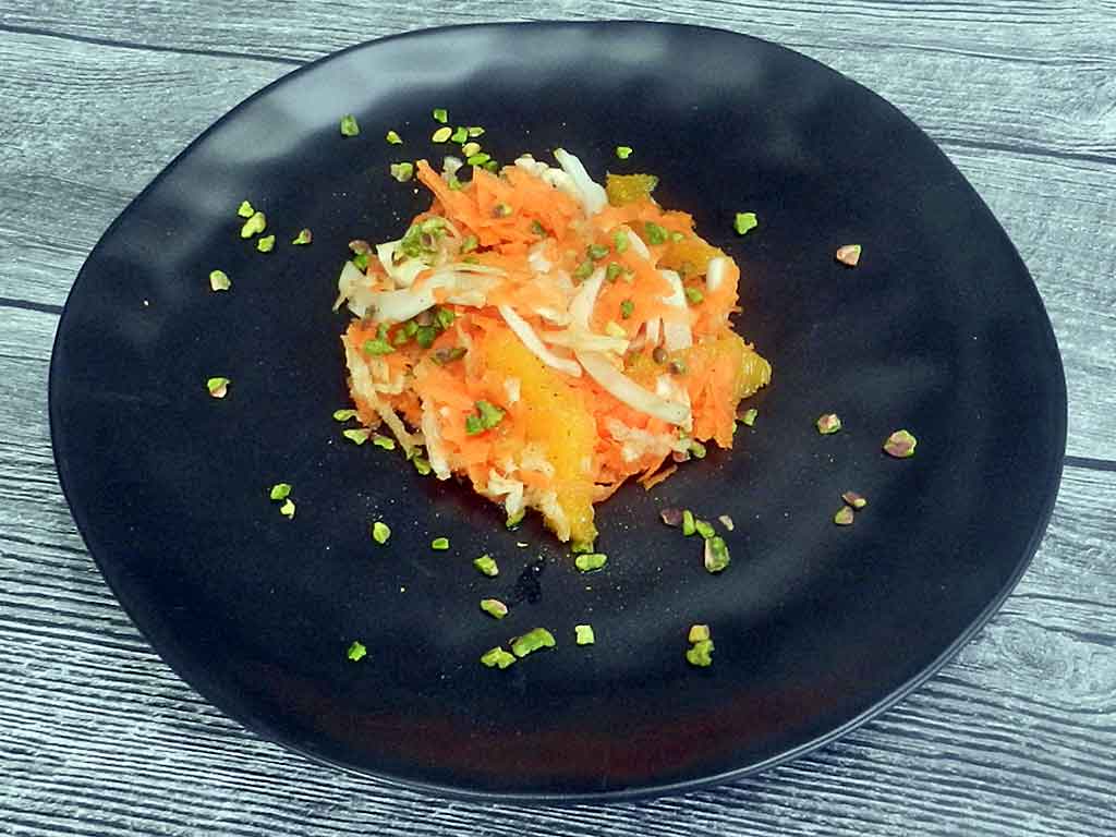 Knackig: Karottensalat mit Fenchel und Orangen.