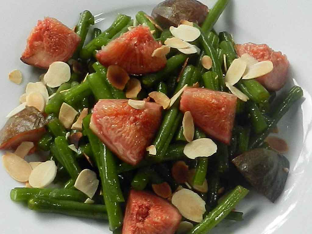 Einfach und lecker: Bohnen-Feigen-Salat.