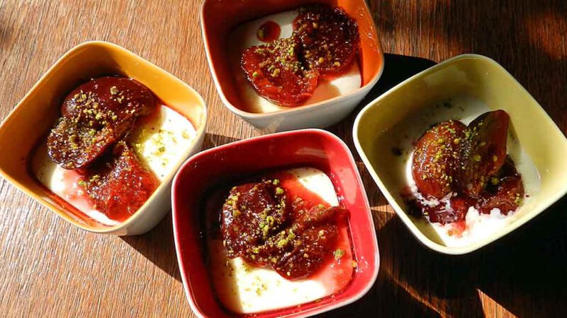 Muhalabia - Milchpudding auf levantinische Art.
