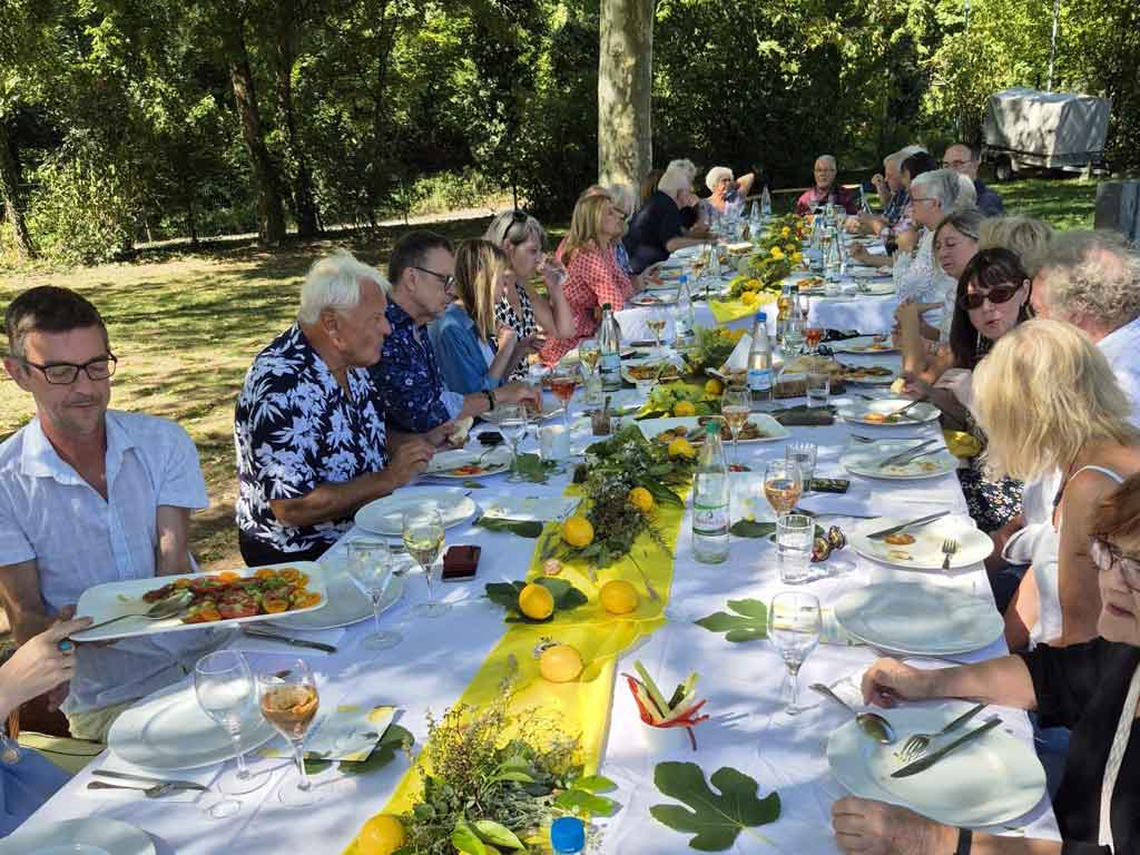 Sommerfest mediterrane Tafelfreuden anläßlich des 25. Jubiläums der Kochgesellschaft.